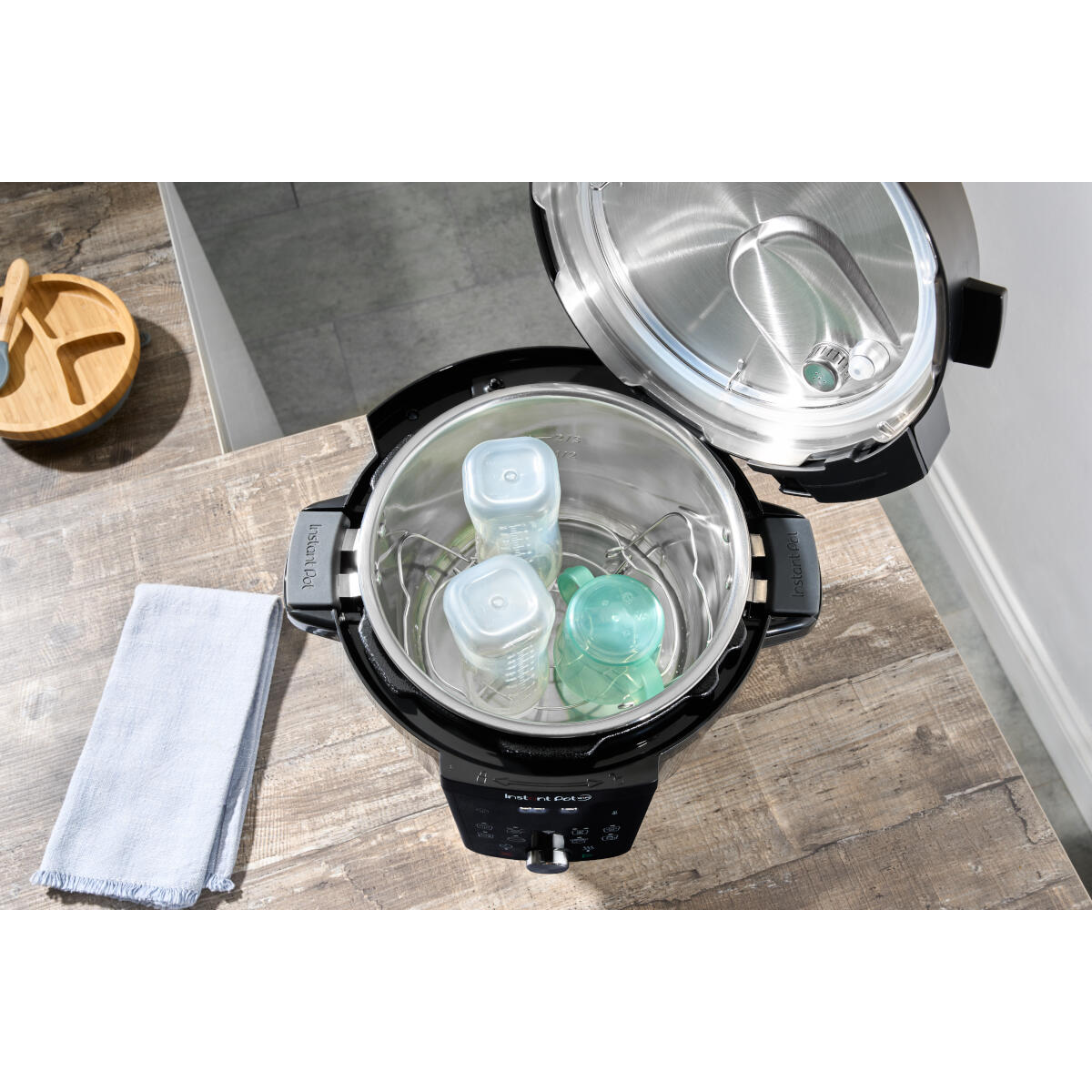 Instant Pot Plus WiFi 5,7L multicooker